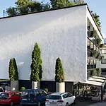 Otel Stadthotel Eggerbraeu 3*