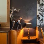 Otel Stadthotel Eggerbraeu
