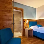 Stadthotel Eggerbraeu 3* 伊姆斯特