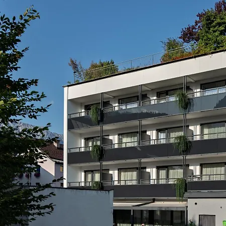 Otel Stadthotel Eggerbraeu Imst