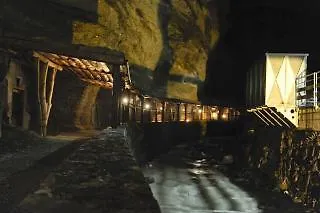 Stadthotel Eggerbraeu מלון 3*