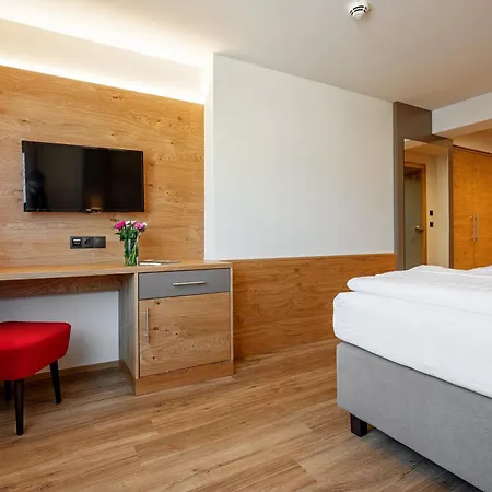 Hotel Stadthotel Eggerbraeu
