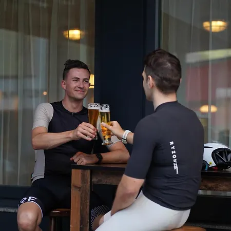 Otel Stadthotel Eggerbraeu