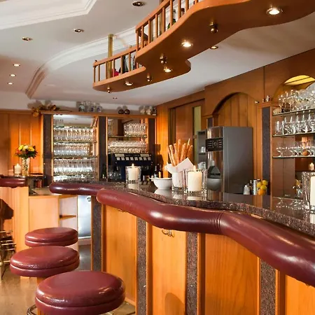 Stadthotel Eggerbraeu 3*