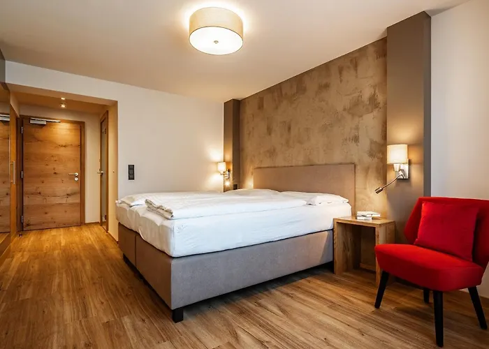 Stadthotel Eggerbraeu Imst