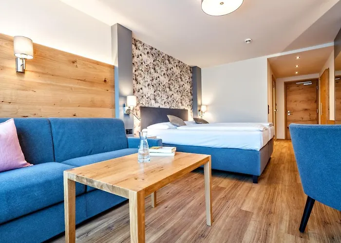 Stadthotel Eggerbraeu 3*