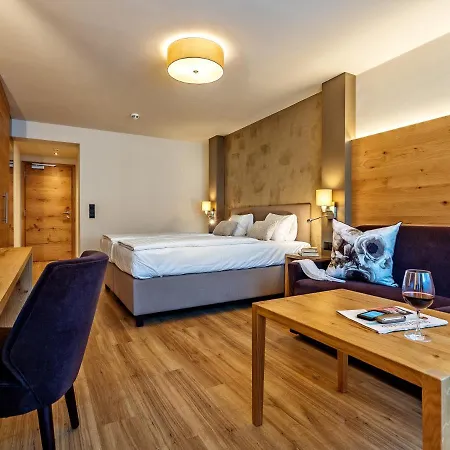 Hotel Stadthotel Eggerbraeu