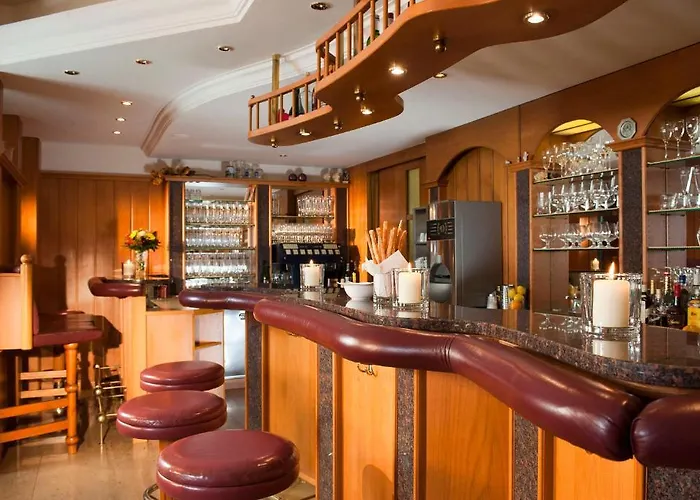 Stadthotel Eggerbraeu 3*