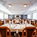 Stadthotel Eggerbraeu 호텔 3*