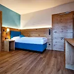 Stadthotel Eggerbraeu 호텔 임스트