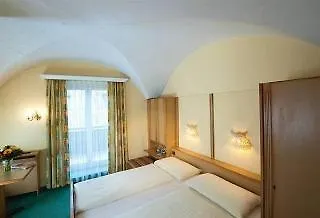 Stadthotel Eggerbraeu Imst