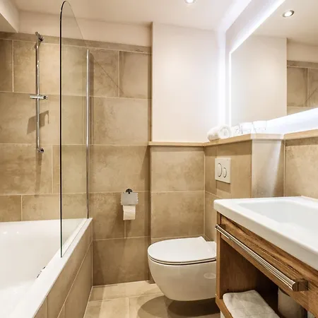 Stadthotel Eggerbräu 3*